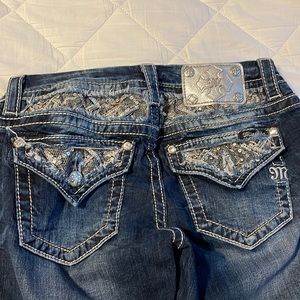 Miss Me mid-Rise  Bling jeans size 25 gorgeous